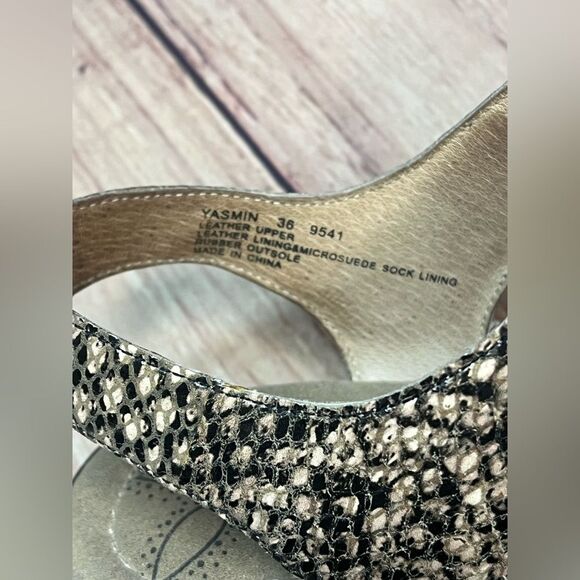 Umbero Raffini Yasmin Animal Sandals Shoe Size 36 or 5.5 US - Picture 2 of 6